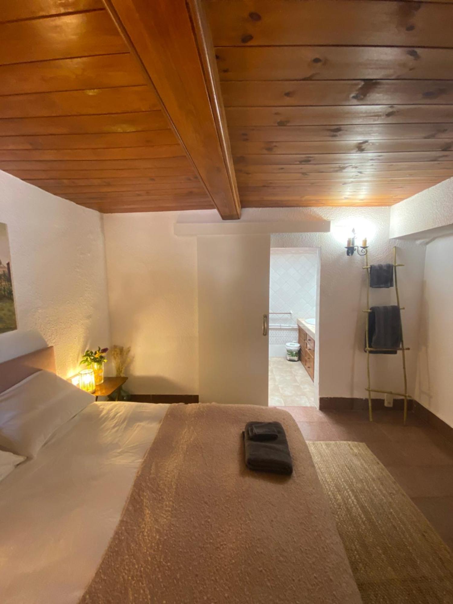 Bed and Breakfast Pink Lemon House Elche Exterior foto